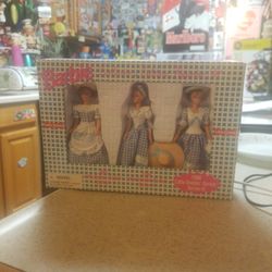 1998 Little Debbie Barbie Series 3, Accepting Offers!