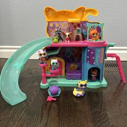 Disney Junior super kitties Purr N Play player