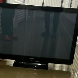 42 Inch Panasonic Plasma Flat Screen HDTV 