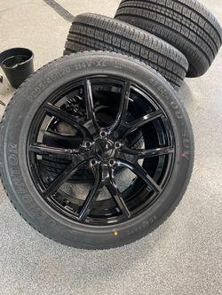 Srt trackhawk wheels available 20” and 22” 5x127 payment plan options rines a pagos
