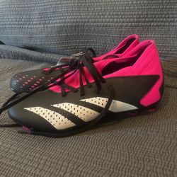 Cleats Size 6 