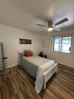 Twin Bedroom Set White Solid Wood Oak Twin Bed Set & High-End  Furnishings & Art Included