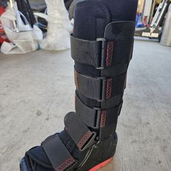 Tall Boot Brace