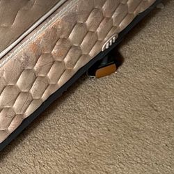 2 Twin Bed Stands Or 1 King Bed Stand 