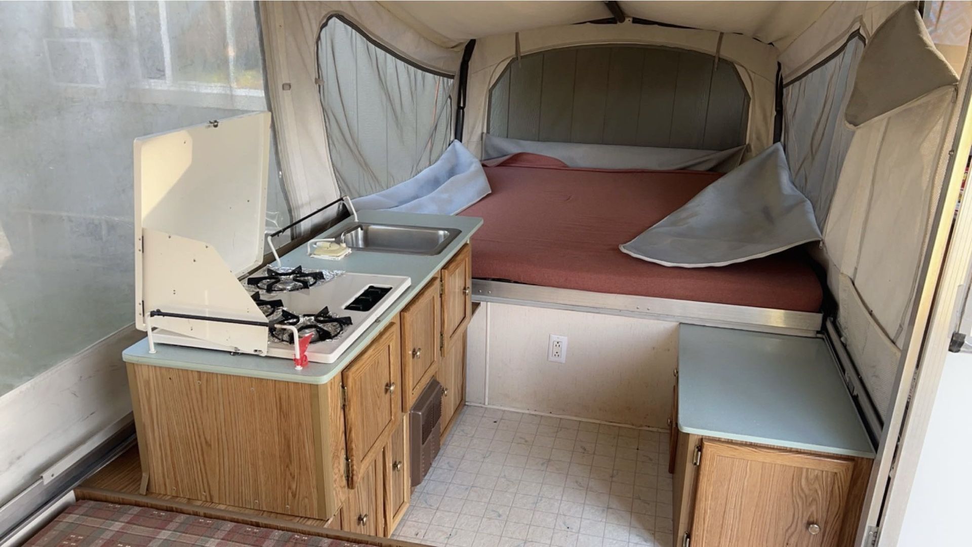 1992 COLE DESTINY SE