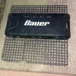 Bauer 35lb Demolition Hammer Kit