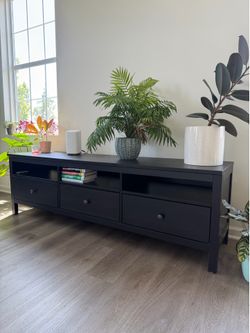 IKEA Hemnes Tv Unit