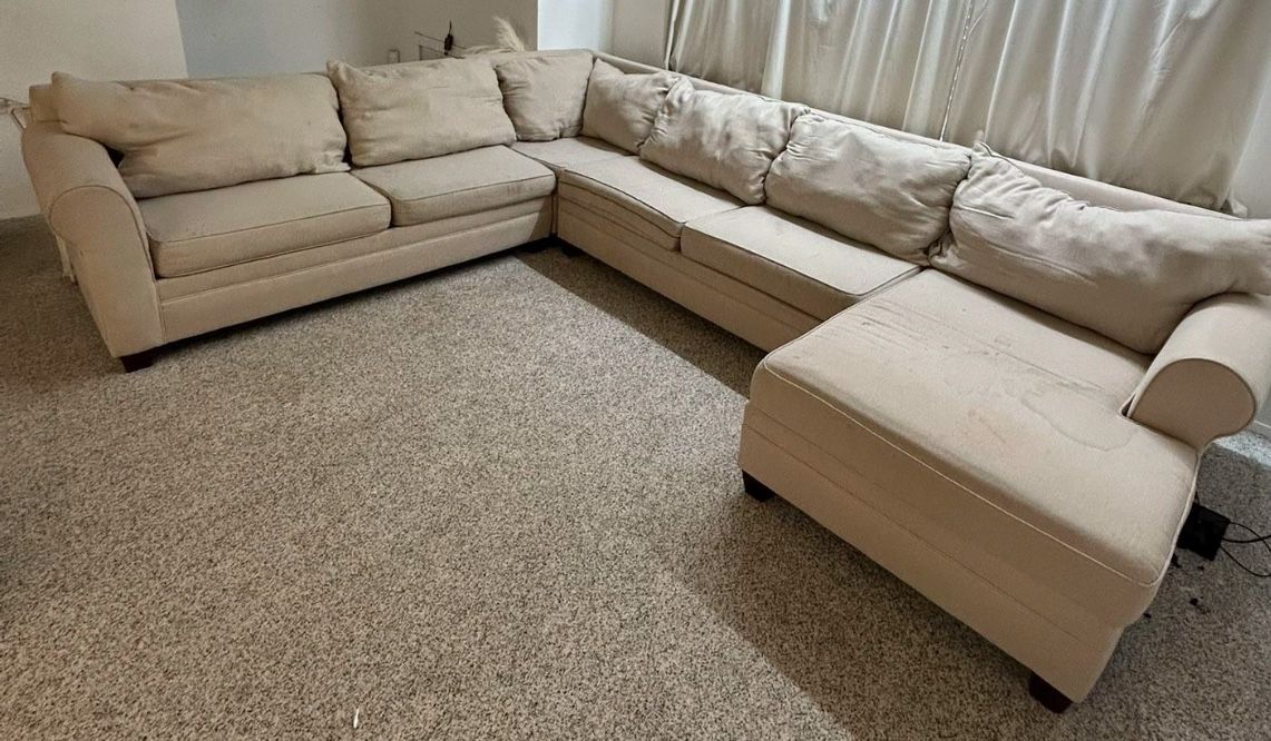 Bobs Sofa Set