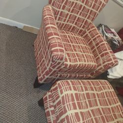 Chair With Ottoman 
