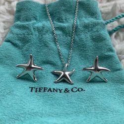 Tiffany’s Starfish Earrings & Pendant/Necklace Set (Elsa Peretti) in Silver