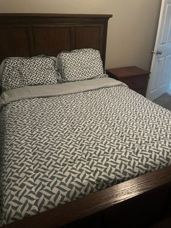 Queen bed
