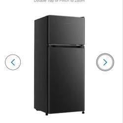 HISENSE 4.4 Mini Fridge 