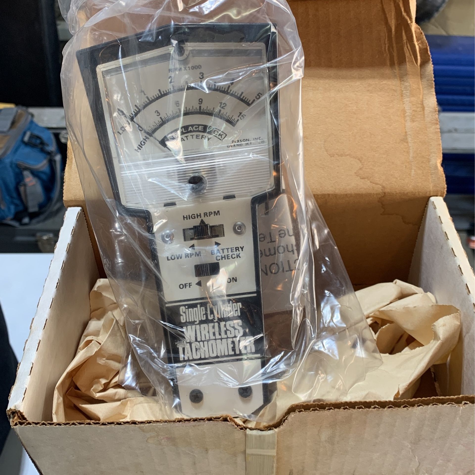 Model 1082 Wireless tachometer For Small Engine Testing