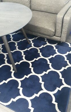 Blue Pattern Rug 5x7