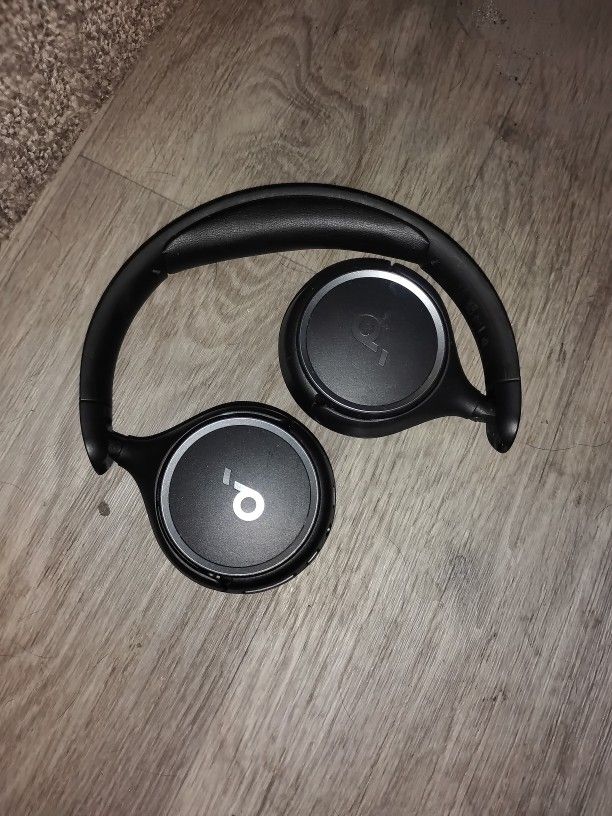 Soundcore H30i Wireless Headphones