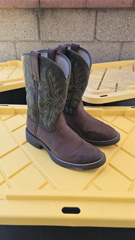 Size 8 D Ariat Work Boots Soft Toe
