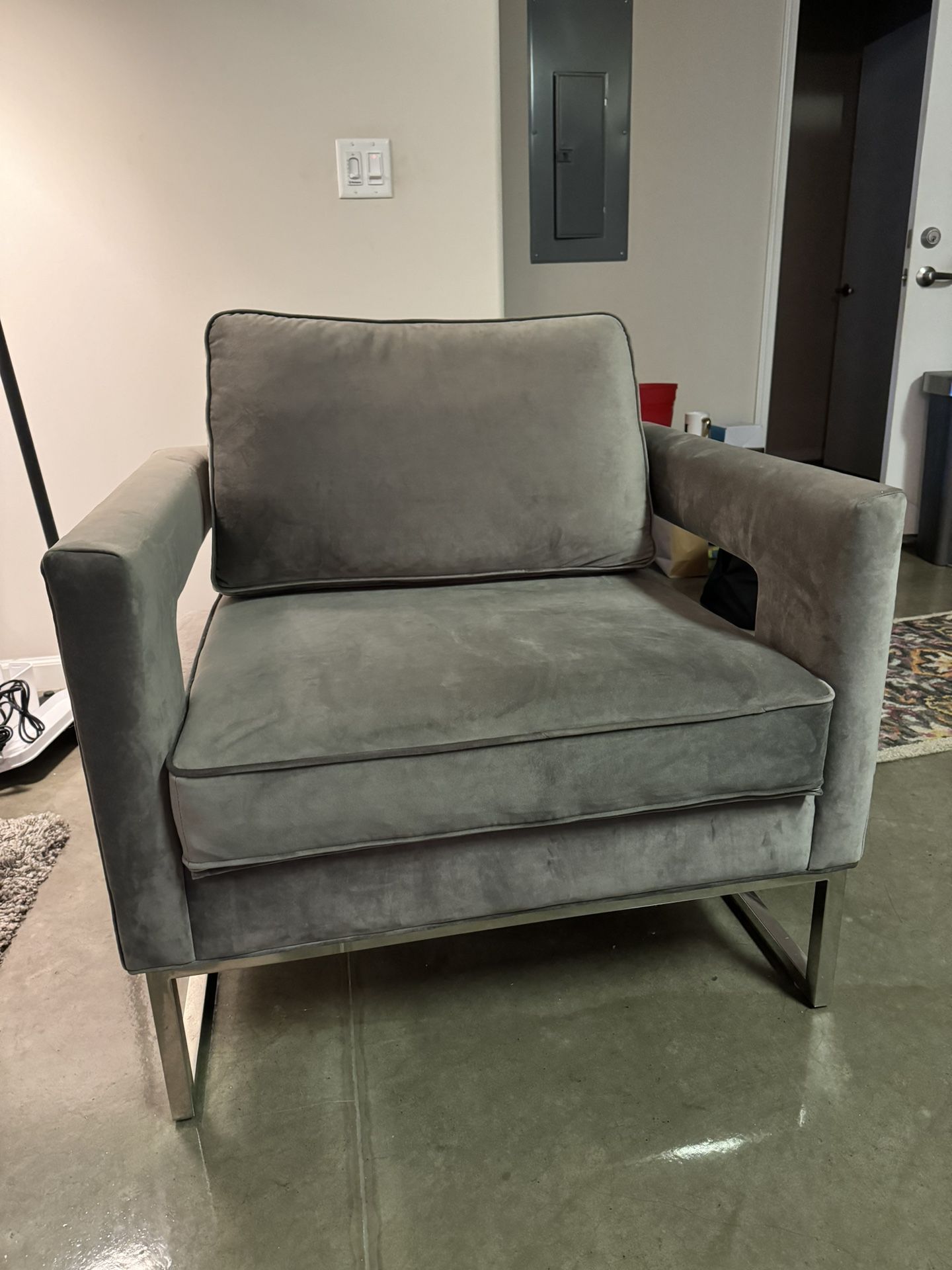 Gray Accent Chairs 