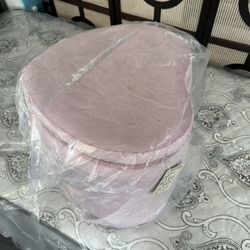 Hello Kitty Heart ❤️ Ottoman Storage 