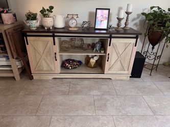 Tv stand