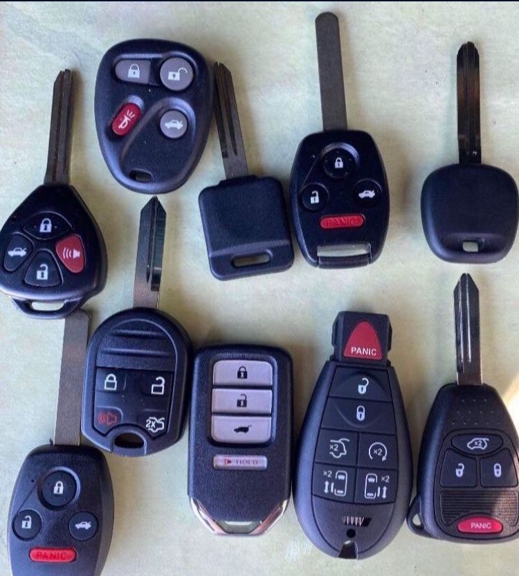 Llaves Y Controles Para Carros Keys And Fobs Most Models Incluye Programacion