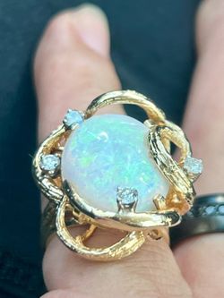Opal ring 14k