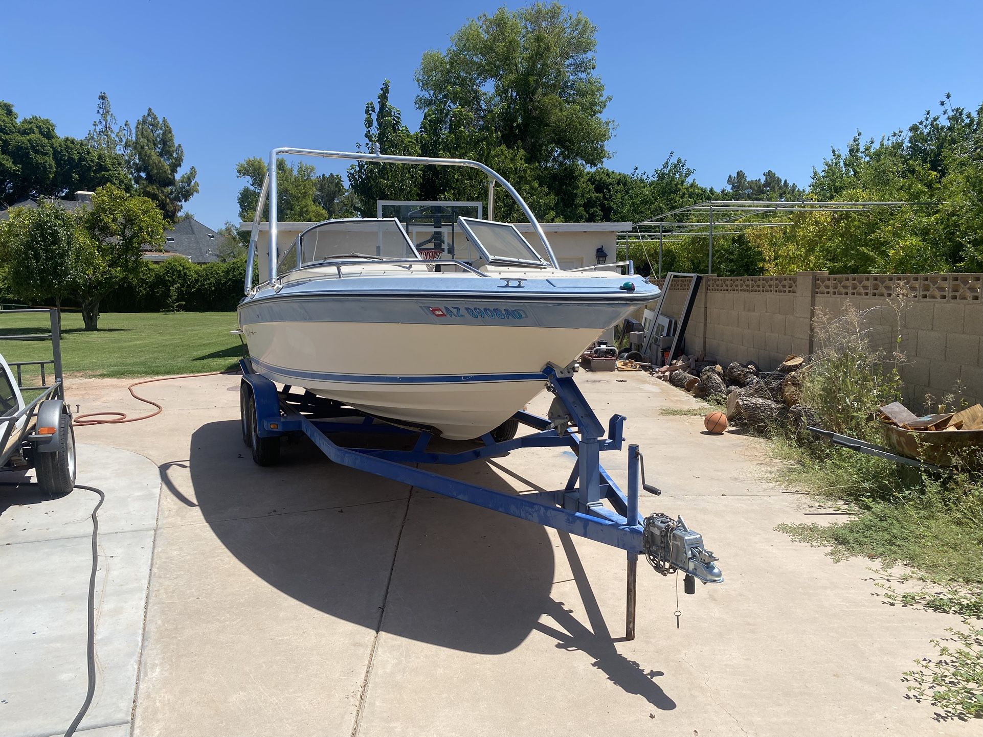 Sea Ray 21’