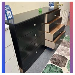 8 Drawer Dresser
