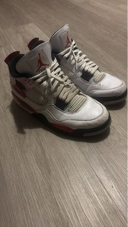 Air Jordan 4 Retro Fire Red Sneakers