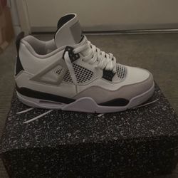 Jordan 4 Military Black