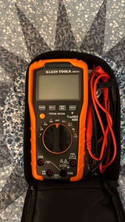 Klein Volt Meter