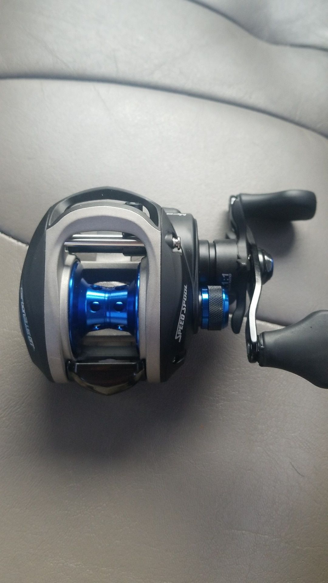 Brand new lews Carbon Blue GT baitcaster reel