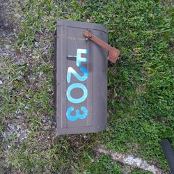 Mail Box