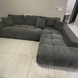 Grey Bubble Sectional 🩶🩶🩶🩶 FAST DELIVERY!! 🚚 