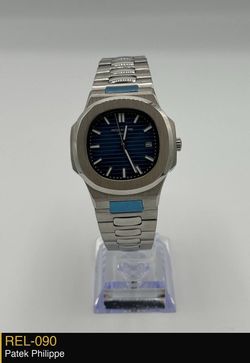 Plain watch