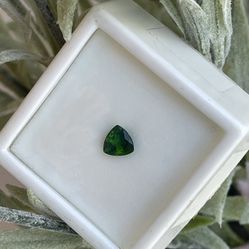 Approx .50CT 6x6MM TR Chrome Diopside Stone