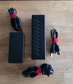 Aukey 10 Port Powered USB Hub_Excellent_