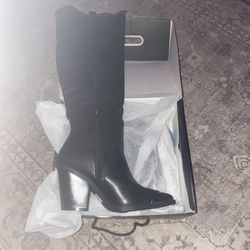 Thigh high cow girl boot (new)
