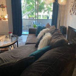 FREE COUCH 