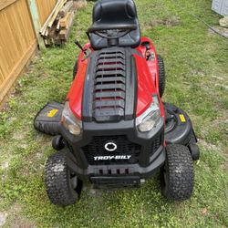 Troy Built 46” Ride On Mower