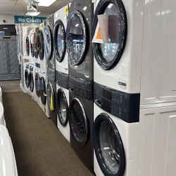 Washer And Dryer |Stackable |Electrolux  