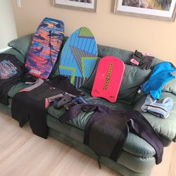 CRAZY CHEAP!! - ALL THIS BEACH N WATER GEAR - ONLY $85
