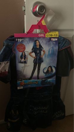 Descendants costume