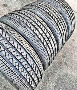 235/60/18 Bridgestone 📍📍 Vendo un set de llantas con 80% de vida las 4 📍🌟