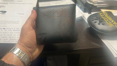 Center shafted Taylor made spider Putter cover