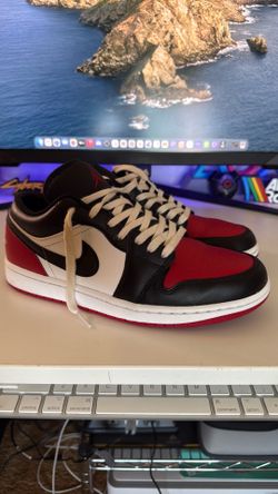 Nike air Jordan 1 low men’s size 8.5
