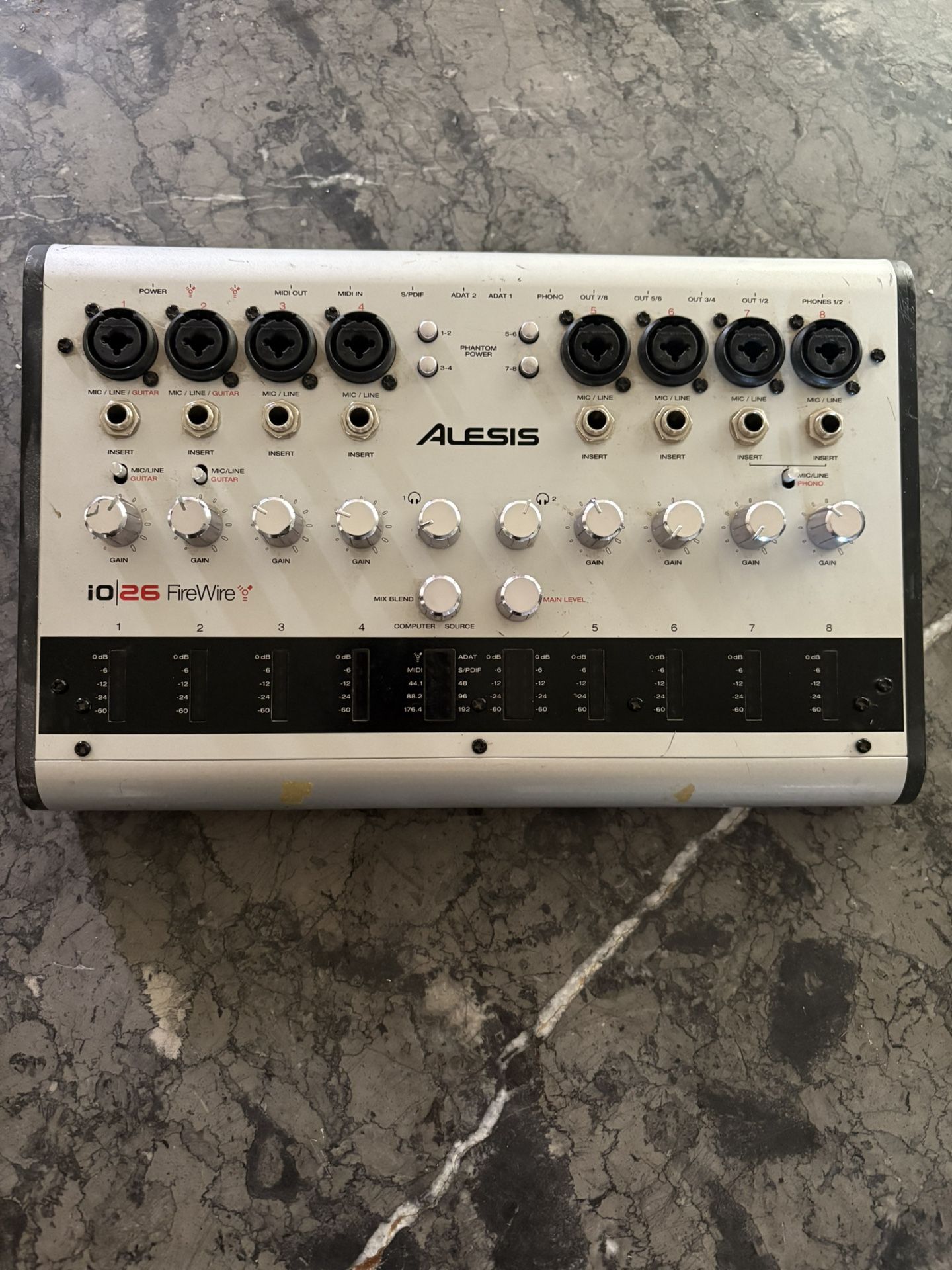 Alesis IO 26 Audio Midi Firewire