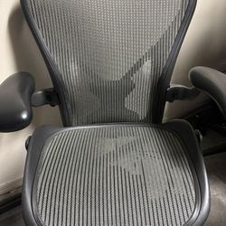 Herman Miller Aeron- B Desk Gaming Office Chair