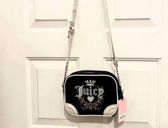 $25 FIRM - New Authentic Juicy Couture Heritage Crossbody.  Color Black velvet and beige.  Please pickup in the area of 36th Ave and Pinnacle peak wit