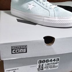 Converse - Mens Size 9.5