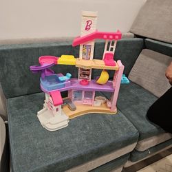 Little People Barbie Play House